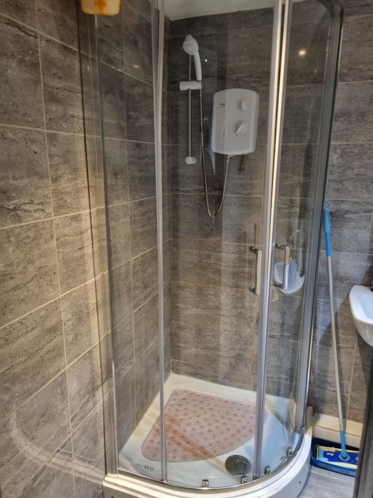 Ferienwohnung A Cosy Deluxe Size Studio With Queen Size And Sofa Bed Leeds  Exterior foto
